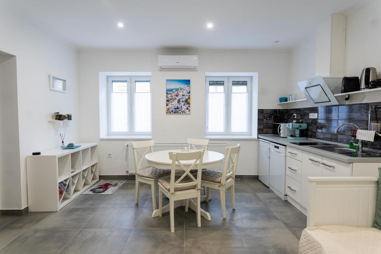 Mykonos Apartman Makó Extérieur photo
