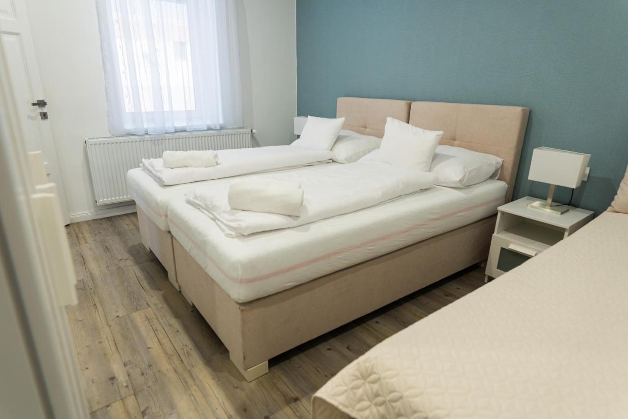 Mykonos Apartman Makó Extérieur photo